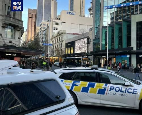 八重神子被吸乳羞羞动漫