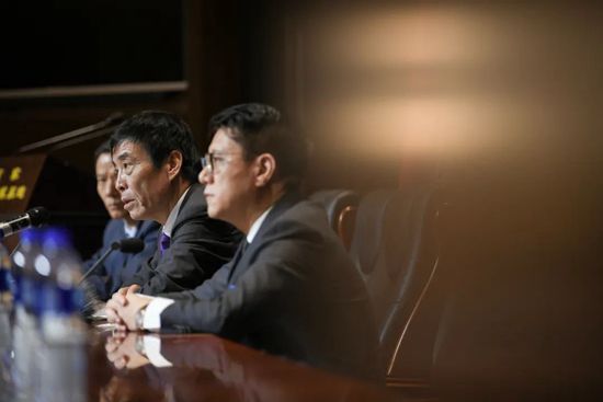 强烈的挑衅